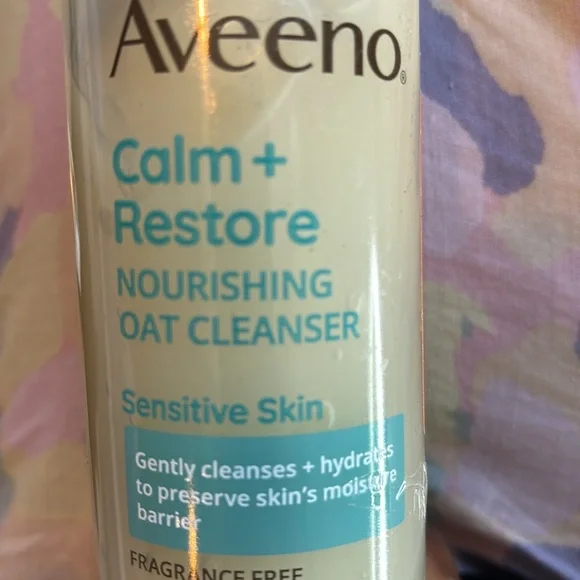 Aveeno calm & restore nourishing oat cleanser New - Picture 4 of 6